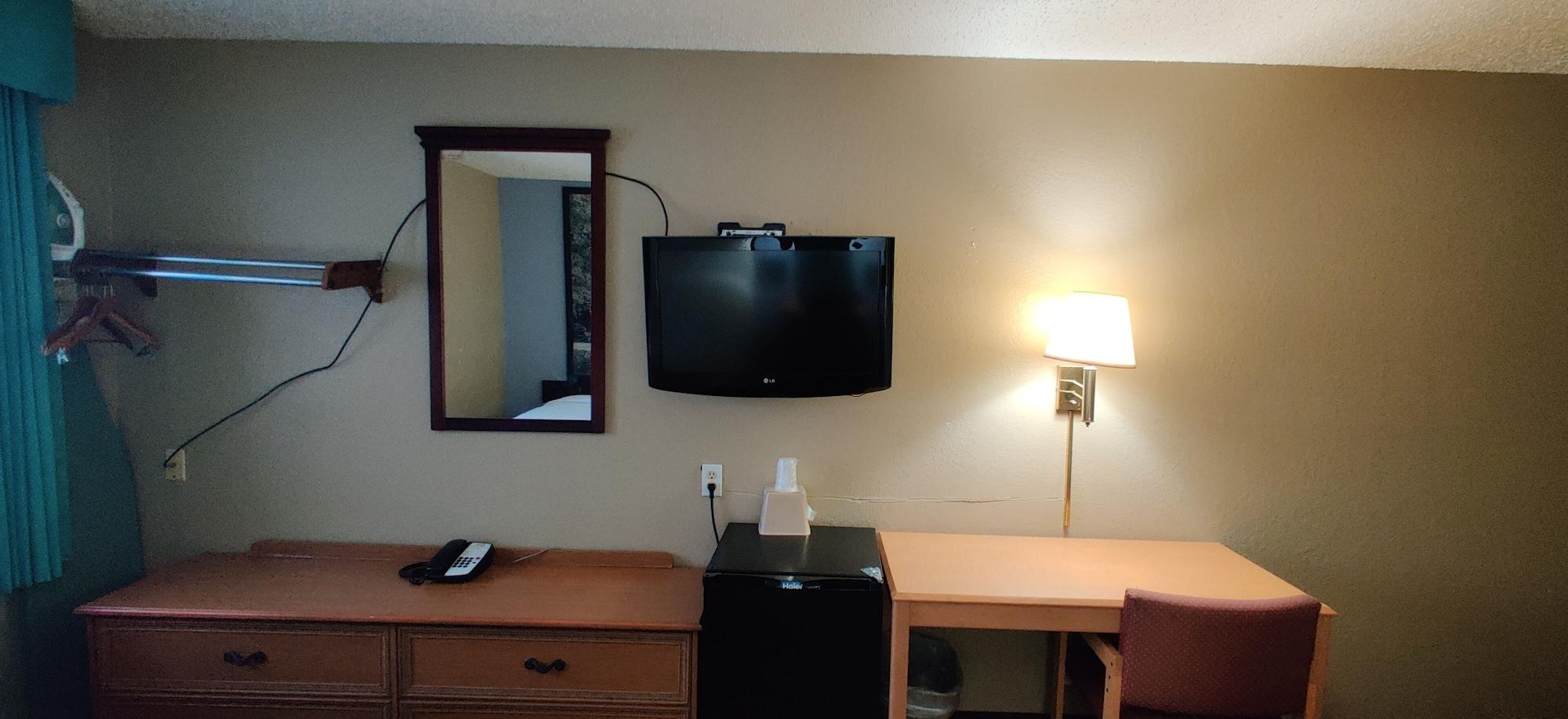 Super 8 By Wyndham Champaign Motel Dış mekan fotoğraf