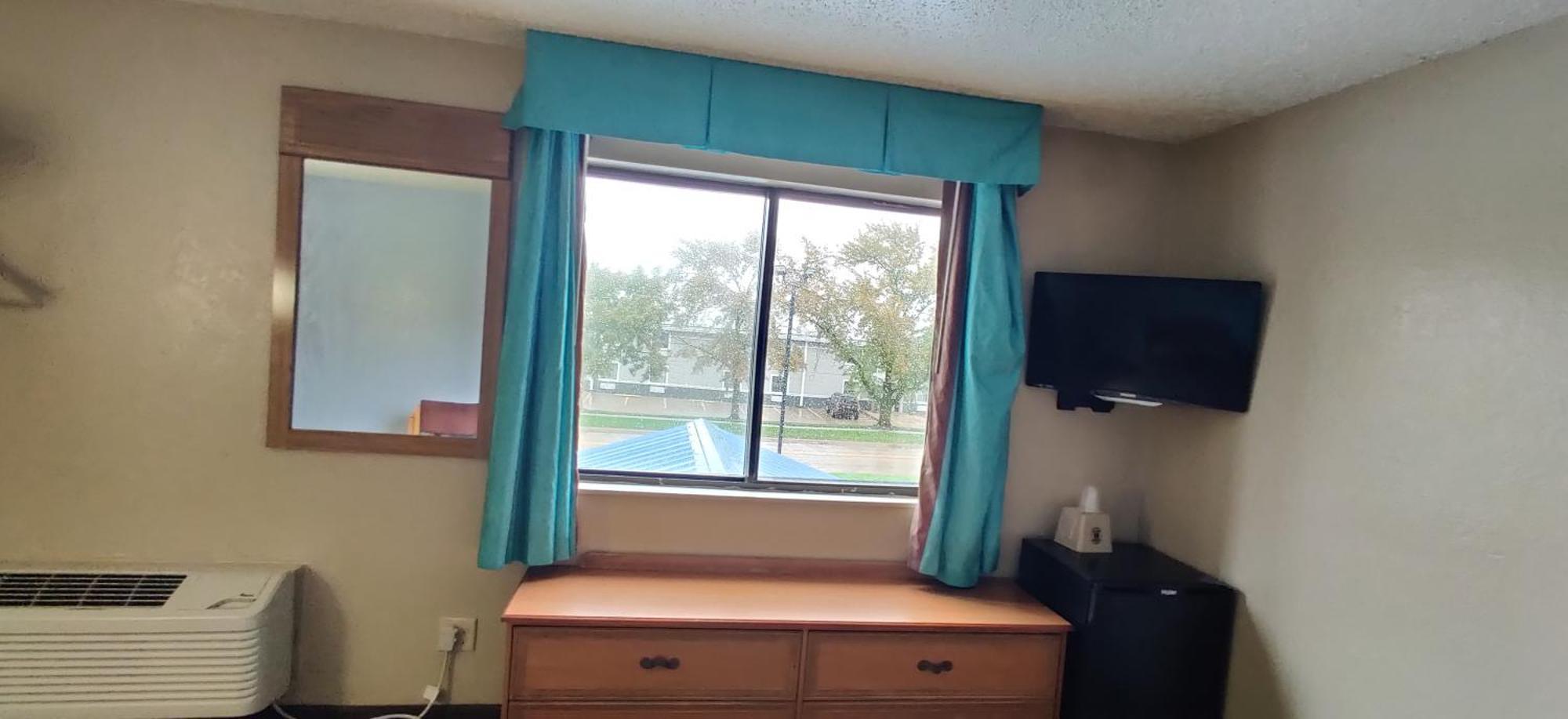 Super 8 By Wyndham Champaign Motel Oda fotoğraf